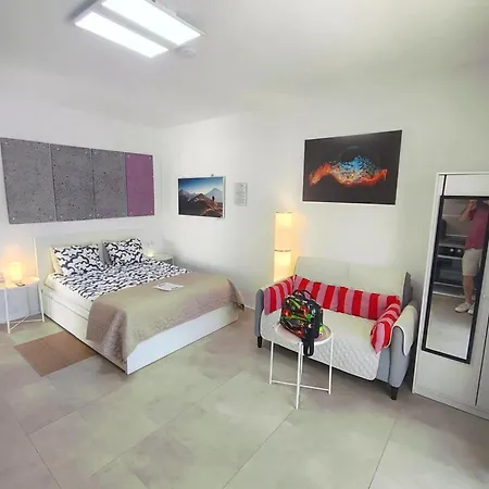 Lejlighed Fantastico 1 - Grossem Balkon - Gratis Parkplatz - Klimaanlage - Zentrumsnaehe Und Meernaehe *